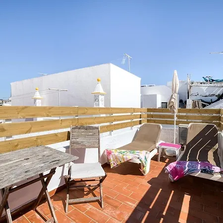 Casa Irmas, Maison De 奥良